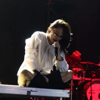 Nguyễn Khoa Tóc Tiên