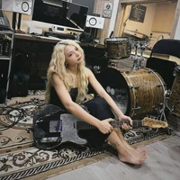 Nguyễn Hiền Mai - Mai Quinn