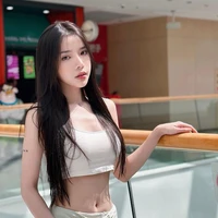 Nguyễn Hoàng Lan