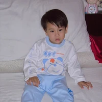 Phuwin (lúc 8 tuổi)