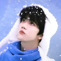 Trương Hàm Thụy_R