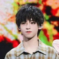 Dương Hàm Bác_B