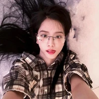 Kim Jisoo (Chị)