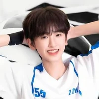 Tả Kỳ Hàm_cậu