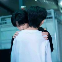 t/giả