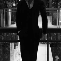 Felix Jeenprasom - ba cô