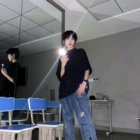 Tả Kỳ Hàm_cậu