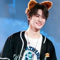 Trương Chân Nguyên (2003)