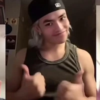 Con đàn bà đó là tôi