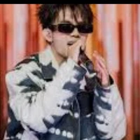 Hoàng Lê Bảo Minh (su)