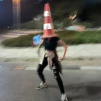 ._Người Bí Ẩn?_.