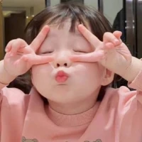 Nguyễn Trần Cẩm Vân( Sữa)