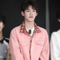 Tuấn thần