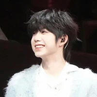 TRẦN DỊCH HẰNG_em