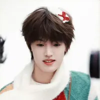 Trương Trạch Vũ ( em ) .