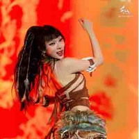 Mỹ mỹ-chị