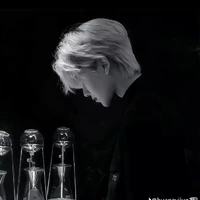 Lục Thần Phong_nam9