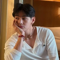 Kim Taehyung (V)