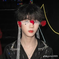 Trương Hàm Thụy "hắn"