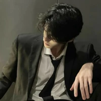 Khanh Hoàng