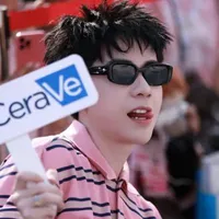 tác giả yêu đời