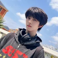 Trương Hàm Thụy-em