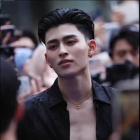 Pond Naravit Lertratkosum - Cậu Cả