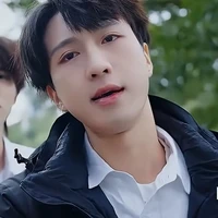 cháu trai hiệu trưởng