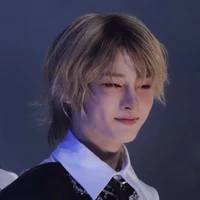 ✒ 𝙰𝚞𝚝𝚑𝚘𝚛 ❖