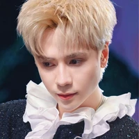 Lê Quang Hùng(phone-em)