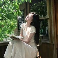 Chi Yến