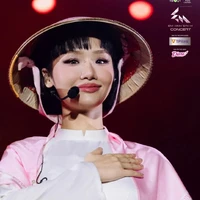 Miu Lê ( Ánh Nhật)