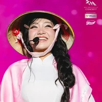 Chi Xê ( Linh Chi )