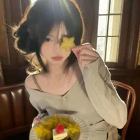 TuệLinh-@tuelinh_day