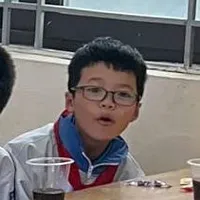 Hoàng Kim Cốt