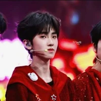 Tả Kỳ Hàm_cậu