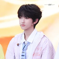 Tả Kỳ Hàm - cậu