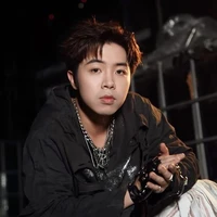 Nguyễn Xuân Bách 《Mason Nguyễn》