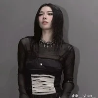 Trần thảo linh - Lyhan ( cô )