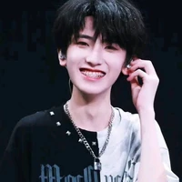 Tả Kỳ Hàm_cậu