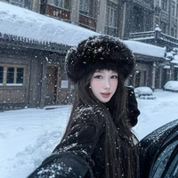 Tống Kiều Linh: Karine