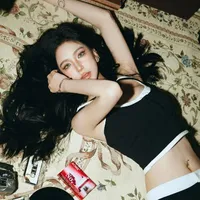 Tống Kiều Linh: Karine