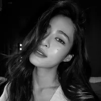 Lingling Kwong