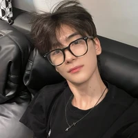 Nguyễn Gia Vĩ(a bot9)