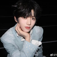 Trương Hàm Thụy - zhr