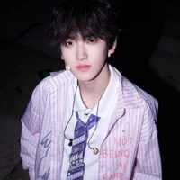 Tả Kỳ Hàm - zqh