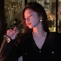 Lưu hạ hạ ( mẹ nữ 9 )
