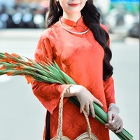 Hạnh ( mợ sáu )