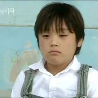 Yeon Sieun. [7 tuổi]