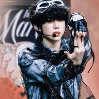 Trần Dịch Hằng_y_